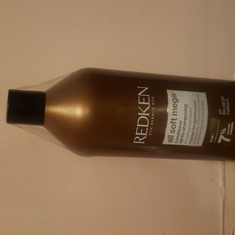 33.8 fl oz. REDKEN ALL SOFT MEGA CONDITIONER